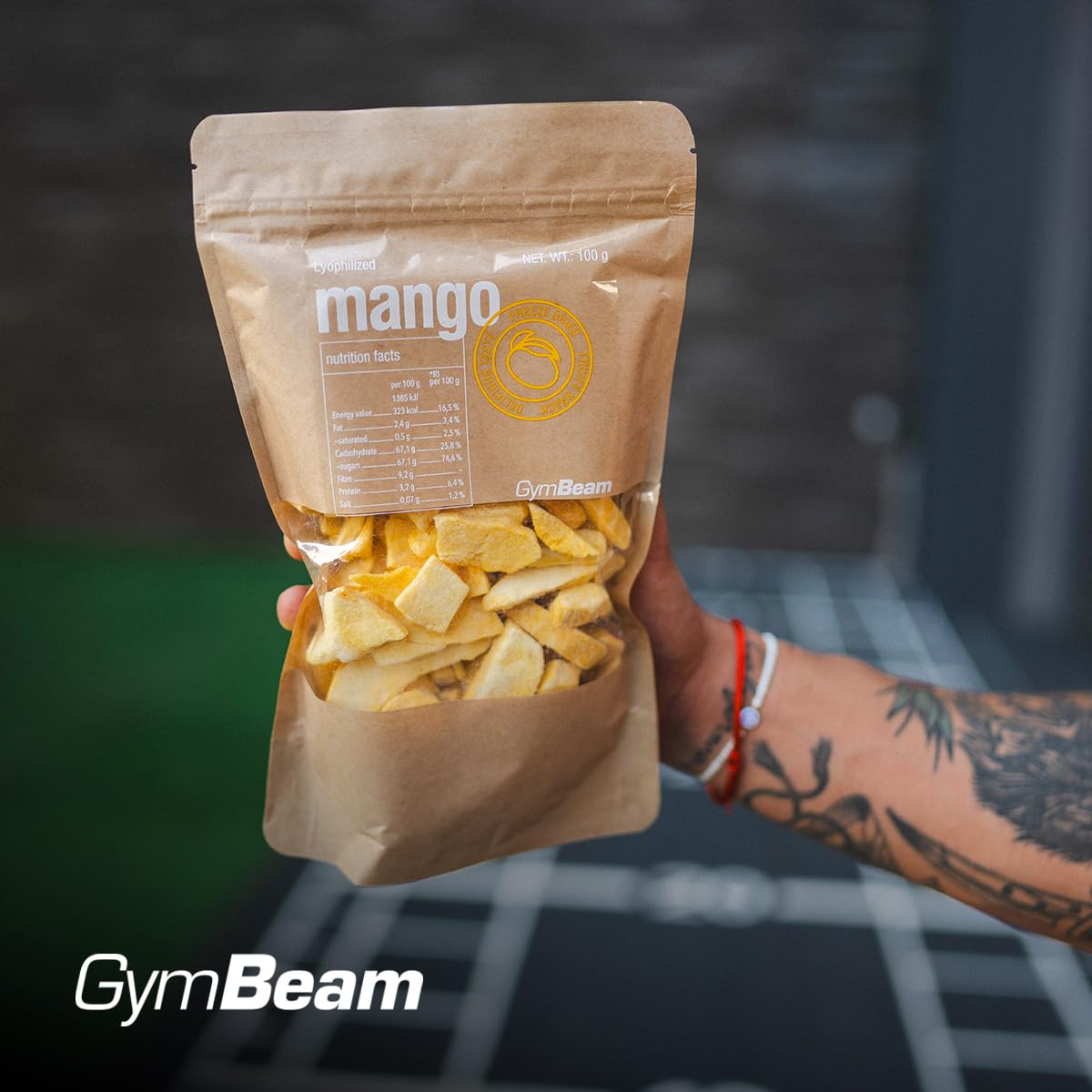 GymBeam Mango Liofilizzato Frutta Croccante Senza Zuccheri Snack