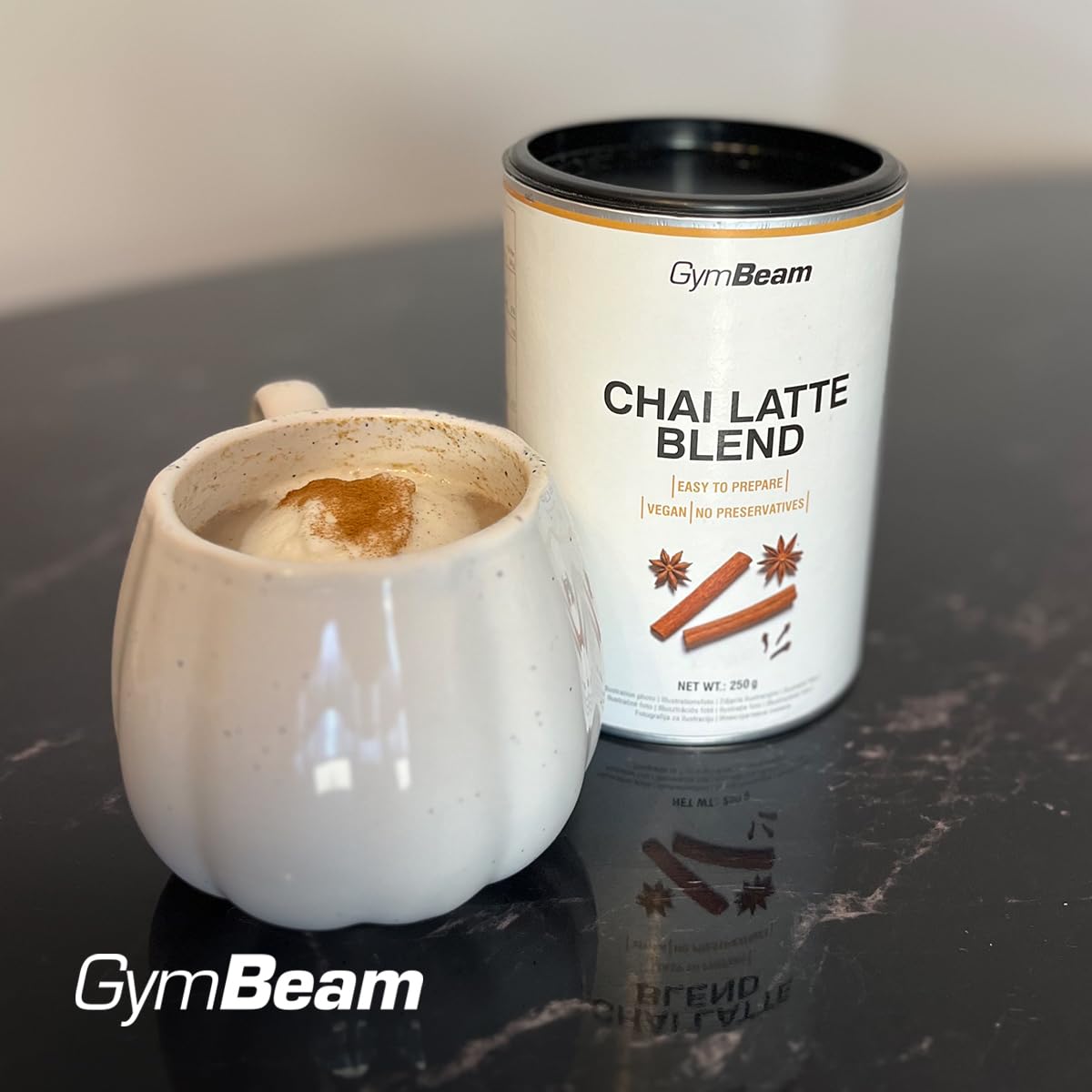 GymBeam Chai Latte 250 g miscela masala chai tè nero spezie