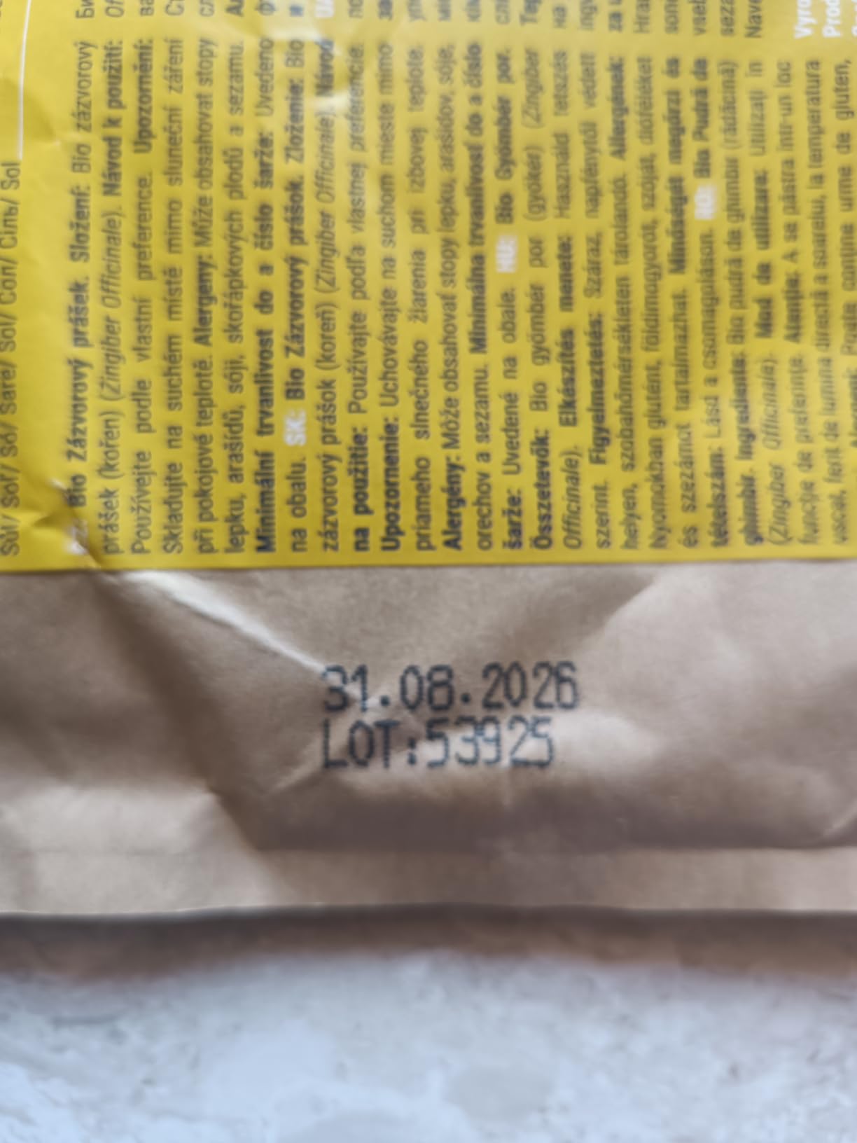GymBeam Zenzero in Polvere BIO 200 g Gusto Pungente