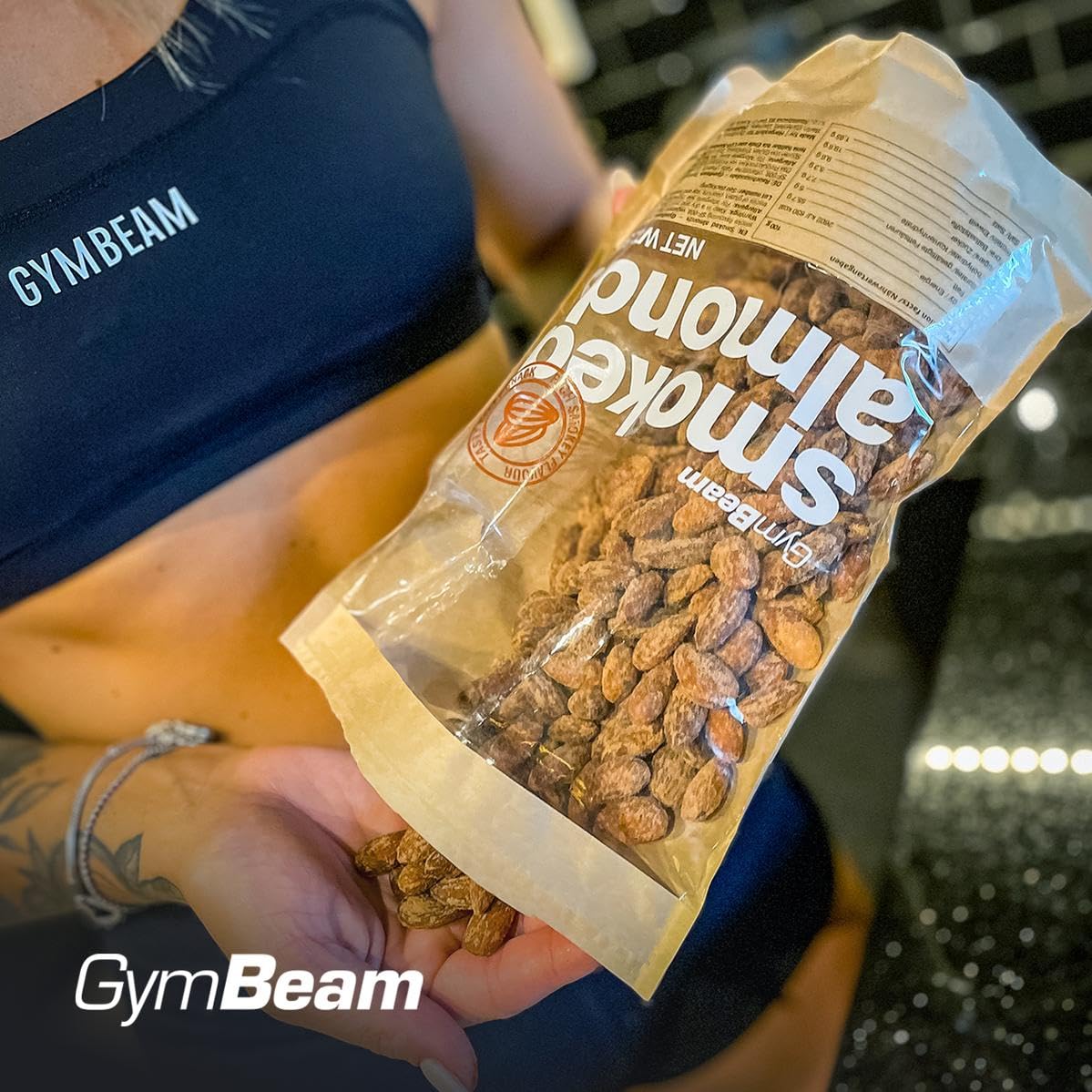 GymBeam Alimentazione Mandorle Affumicate sgusciate 500 g