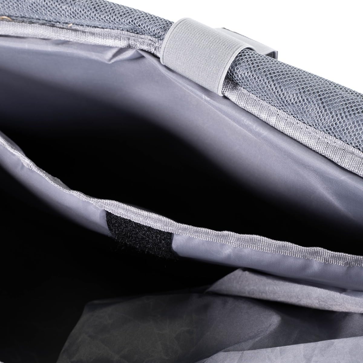 GymBeam Gymbag 2 in 1 Zaino Palestra Nero 42 L con PC