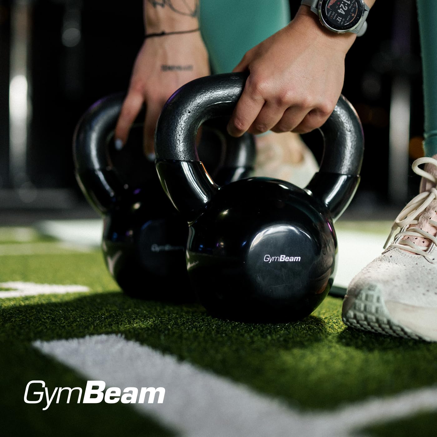 GymBeam Kettlebell 16 kg Attrezzo Fitness Ferro Vinile
