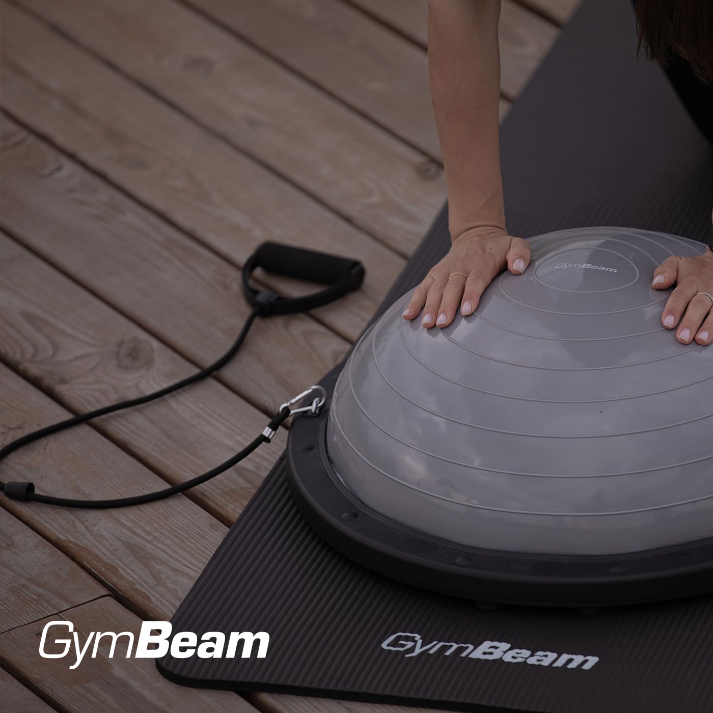 GymBeam Half Balance Ball palla equilibrio mezza sfera con elastici