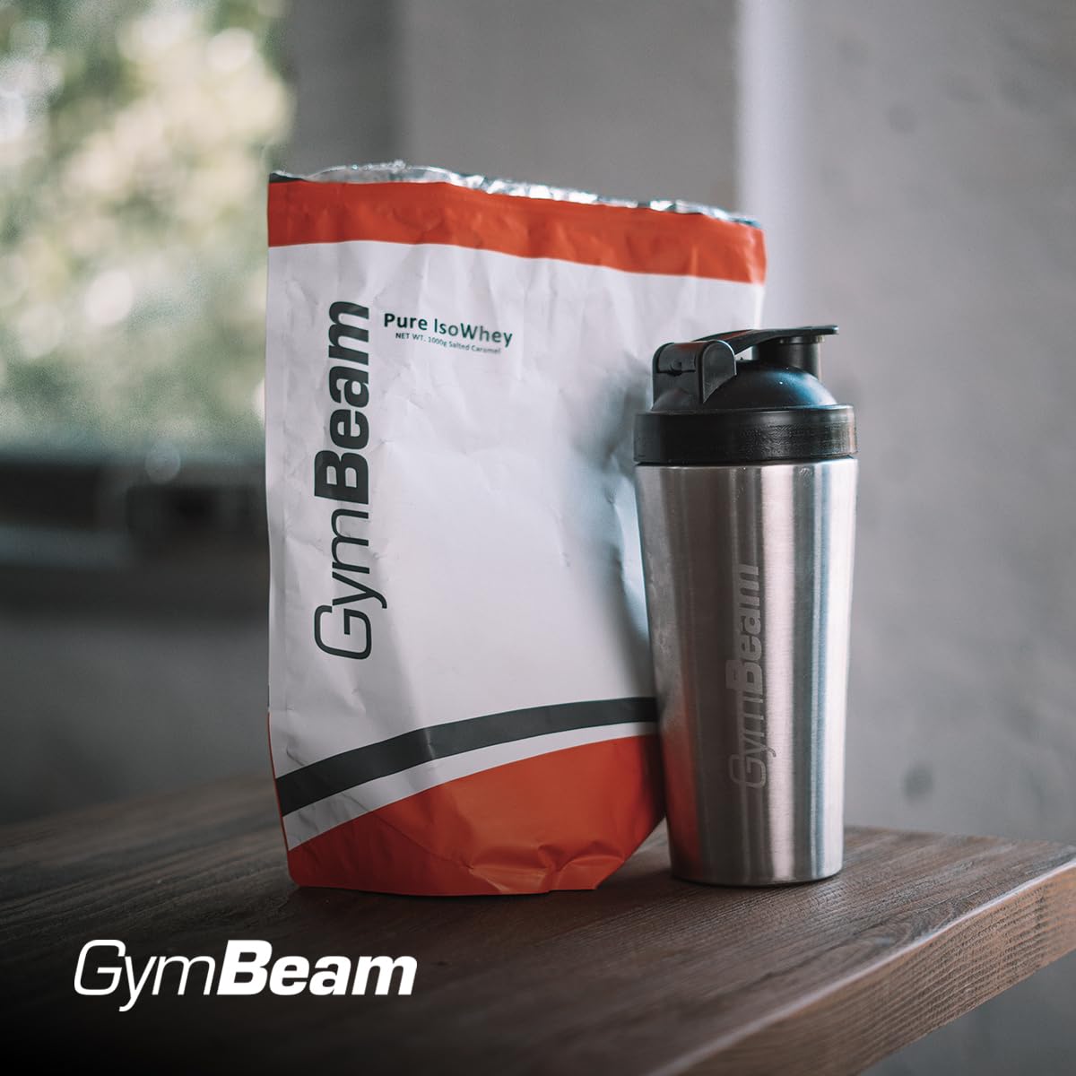 GymBeam Pure IsoWhey Proteine Isolate Fragola 2500 g Massa